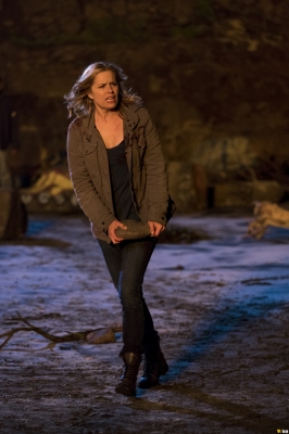 Click to view full size image
==============
fear-the-walking-dead-s02e01-monster-015.jpg fear-the-walking-dead-s02e01-monster-015.jpg
