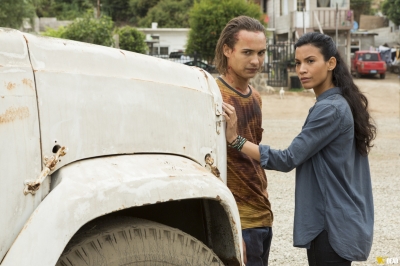 fear-the-walking-dead-s02e14-wrath-001.jpg
