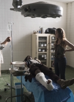 fear-the-walking-dead-s03e15-things-bad-begun-019.jpg