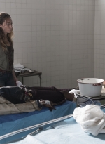 fear-the-walking-dead-s03e15-things-bad-begun-021.jpg