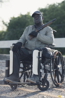 fear-the-walking-dead-s04e11-the-code-041.jpg