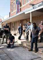 fear-the-walking-dead-s06e01-the-end-is-the-beginning-bastidores-006.jpg