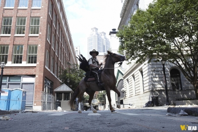 S01E01 - Days Gone Bye
