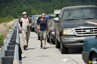 S02E01 - What Lies Ahead
