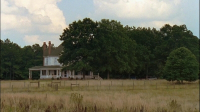 twd2x02_0110.jpg