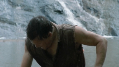 twd2x05_0390.jpg