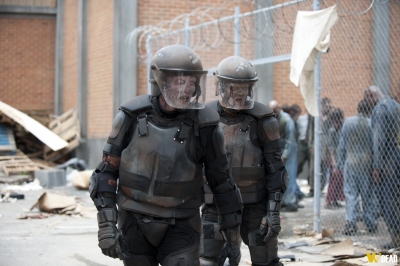 S03E01 - Seed
