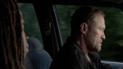 twd315-002048.jpg
