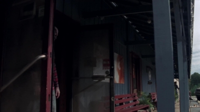 twd315-002240.jpg