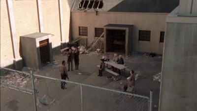 twd315-002818.jpg
