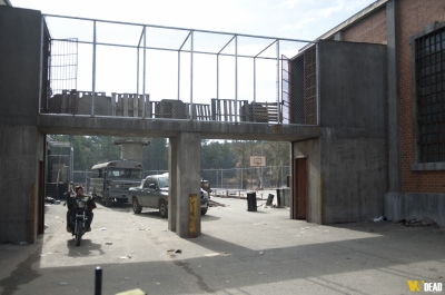 S03E16 - Welcome To The Tombs
