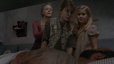 Click to view full size image
==============
thewalkingdead0402-1271.jpg thewalkingdead0402-1271.jpg