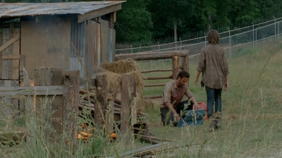 Click to view full size image
==============
thewalkingdead0402-2745.jpg thewalkingdead0402-2745.jpg
