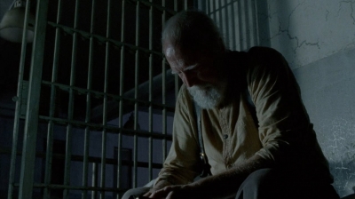 Click to view full size image
==============
thewalkingdead0405-1979.jpg thewalkingdead0405-1979.jpg