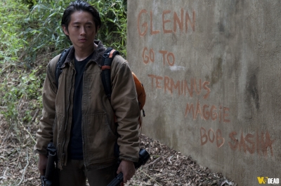 S04E15 - Us
