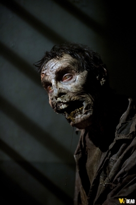 S04E15 - Us
