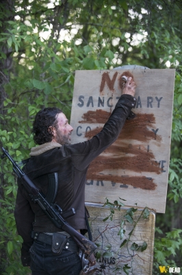 S05E01 - No Sanctuary
