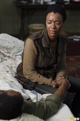 S05E03 - Four Walls and a Roof
