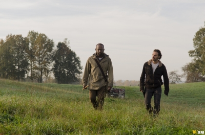 S06E15 - East
