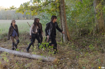 S06E15 - East
