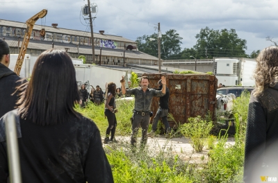 S07E09 - Rock in the Road
