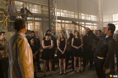 S07E11 - Hostiles and Calamities
