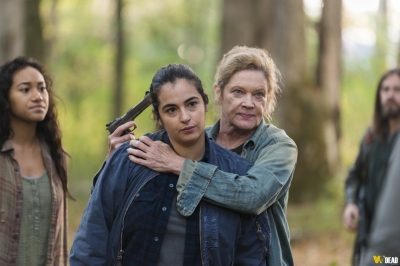 S07E15 - Something They Need
