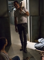 the-walking-dead-s07e15-something-they-need-049.jpg