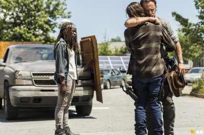 S08E01 - Mercy
