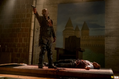 S08E09 - Honor
