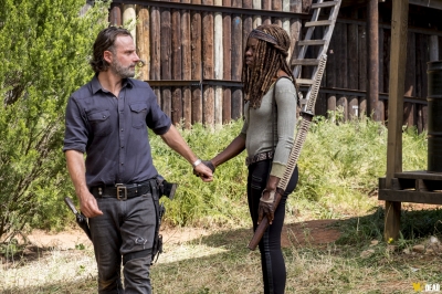 S08E12 - The Key
