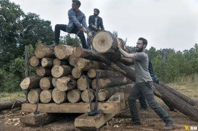 S09E02 - The Bridge

