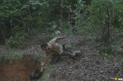 S09E04 - The Obliged

