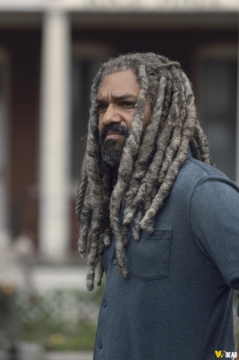 S09E06 - Who Are You Now
