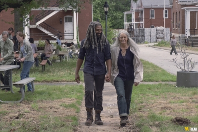 S09E06 - Who Are You Now
