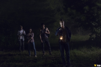 S09E08 - Evolution
