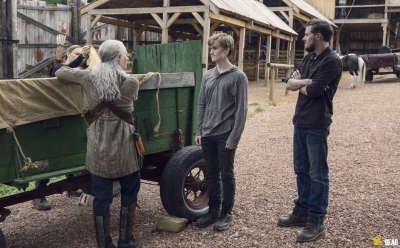 S09E08 - Evolution

