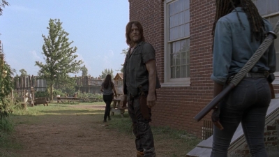 Click to view full size image
==============
twd909_1310.jpg twd909_1310.jpg