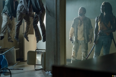 the-walking-dead-s10e13-what-we-become-016.jpg