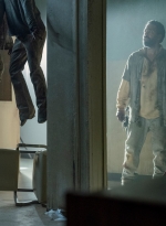the-walking-dead-s10e13-what-we-become-016.jpg