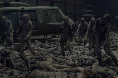 the-walking-dead-s11e01-acheron-part-i-037.jpg