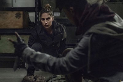 the-walking-dead-s11e01-acheron-part-i-044.jpg