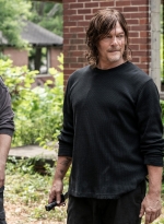 the-walking-dead-s11e10-new-haunts-001.JPG
