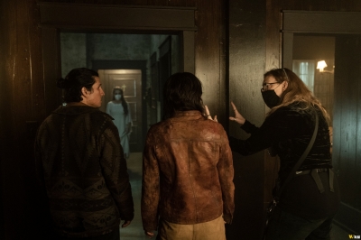 tales-of-the-walking-dead-s01e06-la-dona-bastidores-008.jpg