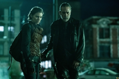 the-walking-dead-dead-city-s01e01-old-acquaintances-003.jpg