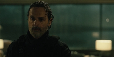 Click to view full size image
==============
twd_theoneswholive104_scnet_0302.jpg twd_theoneswholive104_scnet_0302.jpg