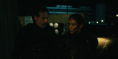 Click to view full size image
==============
twd_theoneswholive106_scnet_2205.jpg twd_theoneswholive106_scnet_2205.jpg