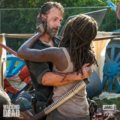 Click to view full size image
==============
twd-instagram-01987.jpg twd-instagram-01987.jpg