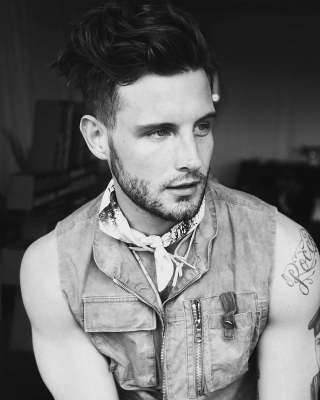 nico-tortorella-instagram-01165.jpg