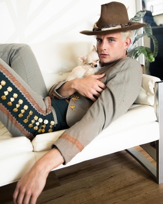 nico-tortorella-instagram-01589.jpg